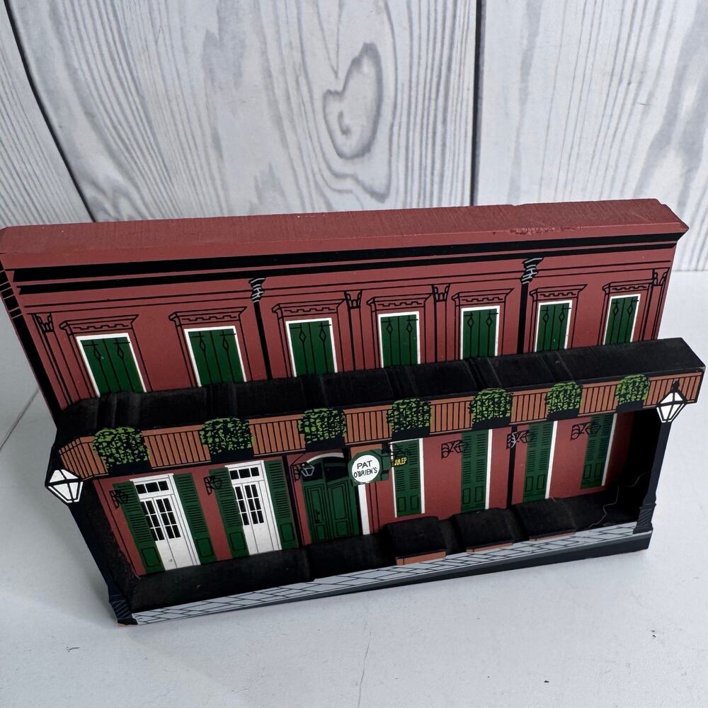 Vintage Shelias Houses Collectible Wooden Pat O’Brian’s Bar New Orleans  1997